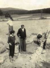 Výzkum u Tupadel 1952 - 1953